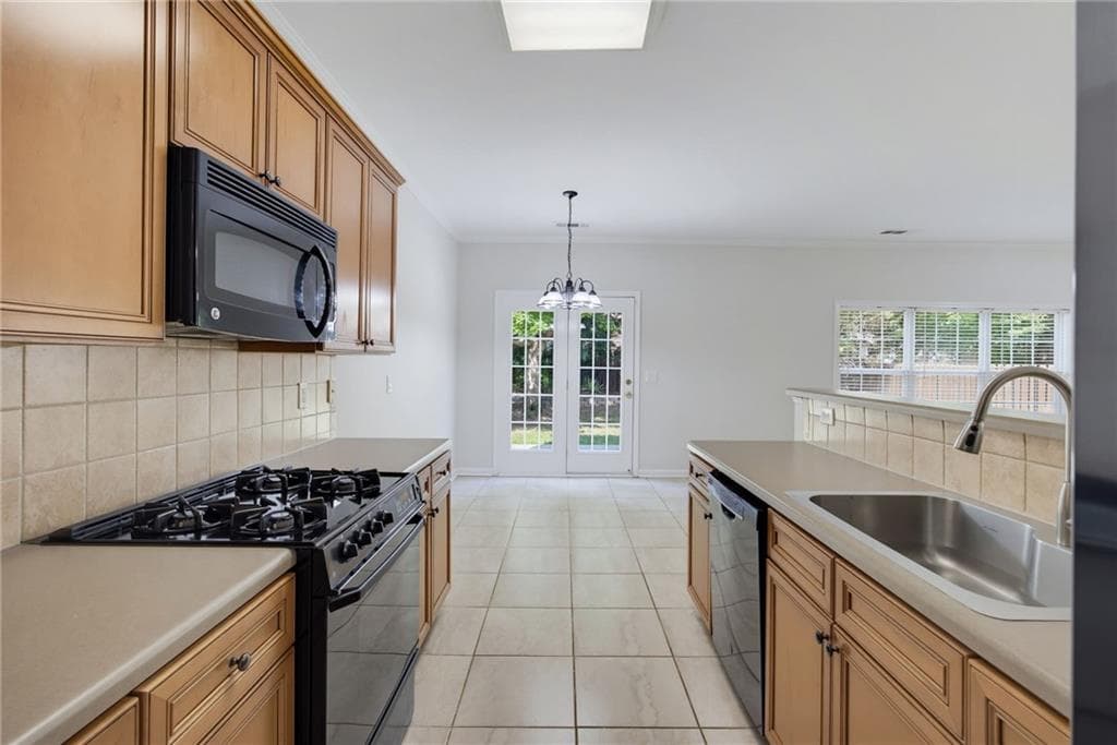 4 bedroom, 3 bathroom, 1,832 sq ft single family residence for sale at 1378 Dukes Creek Drive, Kennesaw, GA 30152 — photo 6