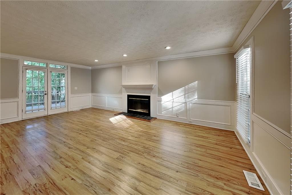 4 bedroom, 4 bathroom, 2,916 sq ft single family residence for rent at 1302 Milstead Trace, Marietta, GA 30066 for $2,695 a month — photo 2
