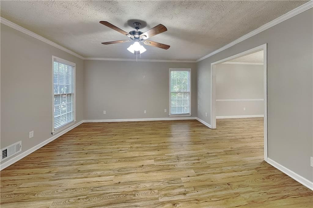 4 bedroom, 4 bathroom, 2,916 sq ft single family residence for rent at 1302 Milstead Trace, Marietta, GA 30066 for $2,695 a month — photo 3