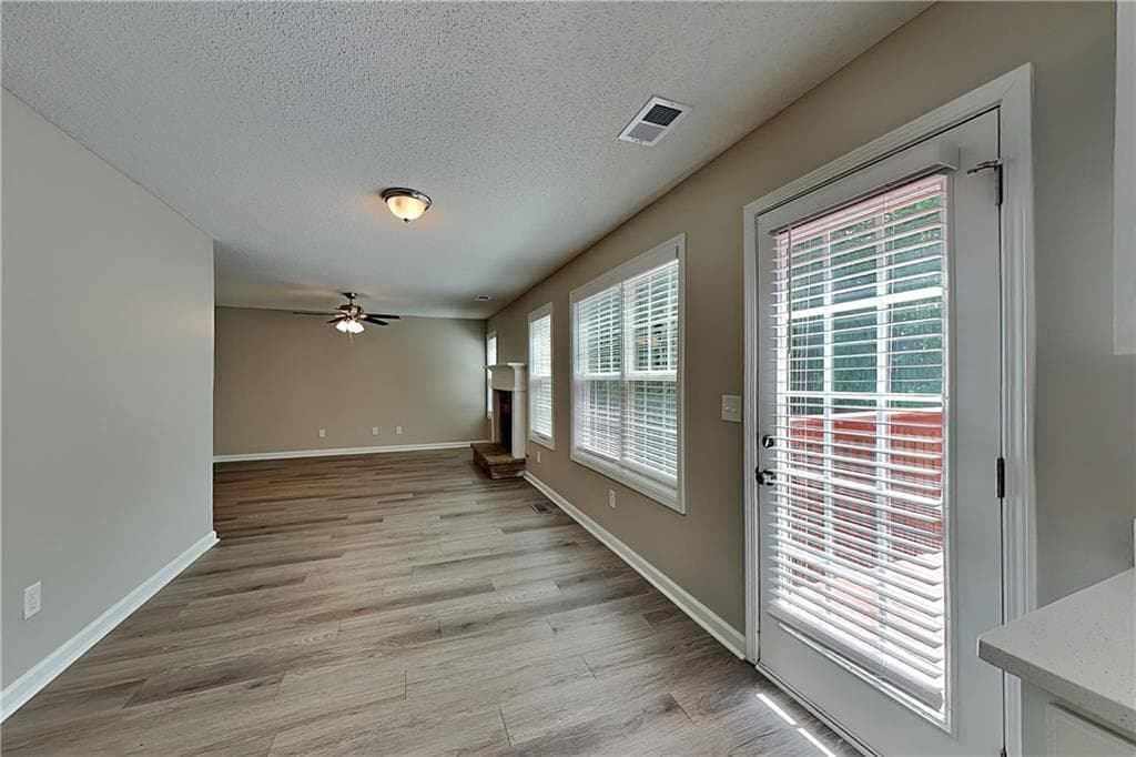 3 bedroom, 3 bathroom, 1,328 sq ft single family residence for rent at 28 Greystone Ridge, Hiram, GA 30141 for $1,800 a month — photo 5