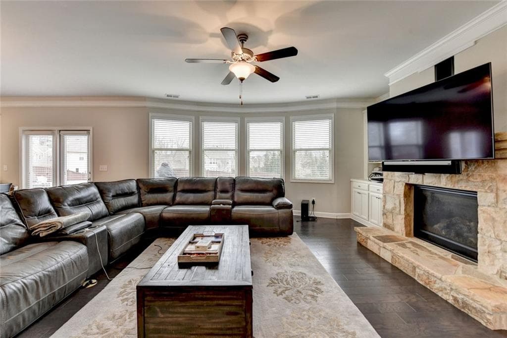 5 bedroom, 4 bathroom, 3,904 sq ft single family residence for rent at 5525 Nesmith Court, Cumming, GA 30040 for $3,900 a month — photo 10