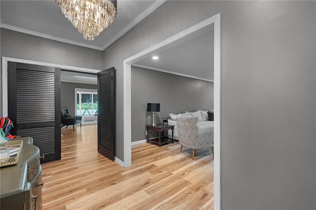 6 bedroom, 3 bathroom, 4,311 sq ft single family residence for sale at 206 Sherwood Drive, Calhoun, GA 30701 — photo 5