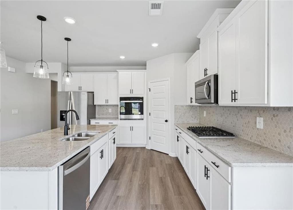 4 bedroom, 3 bathroom, 2,638 sq ft single family residence for rent at 2888 Sweet Red Circle, Braselton, GA 30517 for $2,650 a month — photo 6
