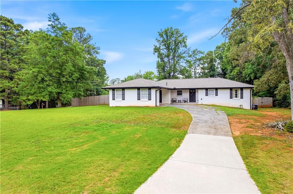 3 bedroom, 2 bathroom, 1,531 sq ft single family residence for sale at 244 Church Road, Marietta, GA 30060 — photo 4