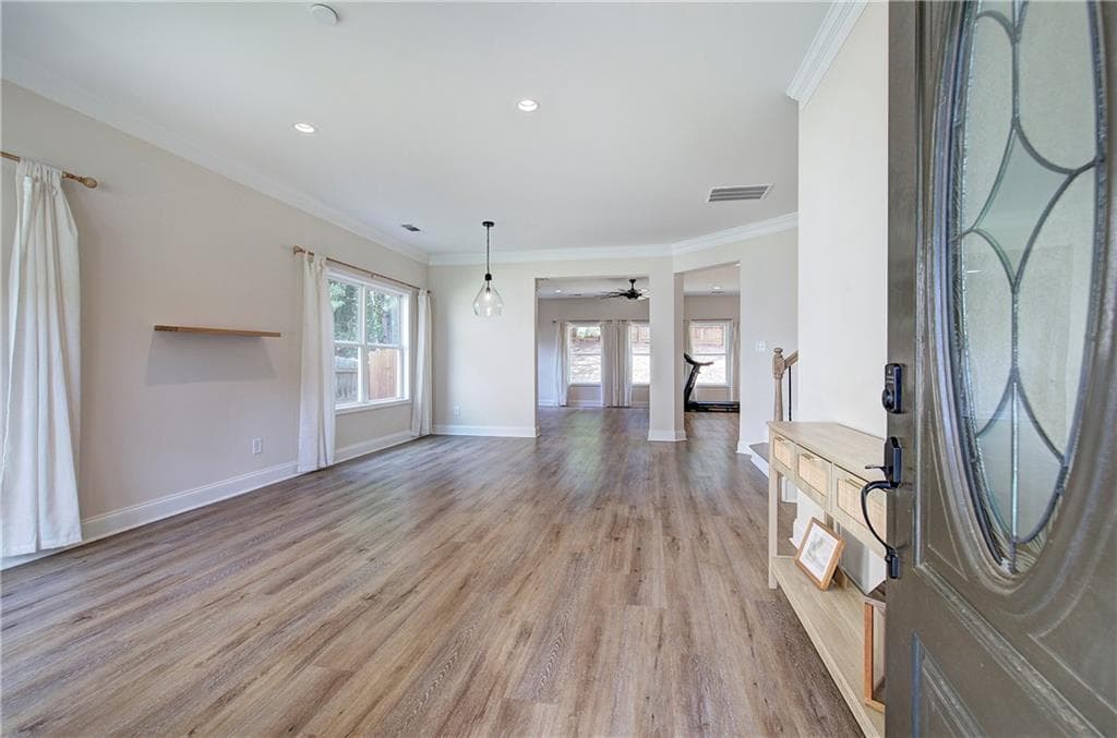 4 bedroom, 3 bathroom, 2,573 sq ft single family residence for sale at 385 Parkmont Way, Dallas, GA 30132 — photo 5