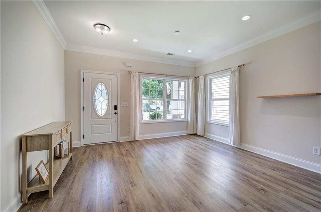 4 bedroom, 3 bathroom, 2,573 sq ft single family residence for sale at 385 Parkmont Way, Dallas, GA 30132 — photo 8