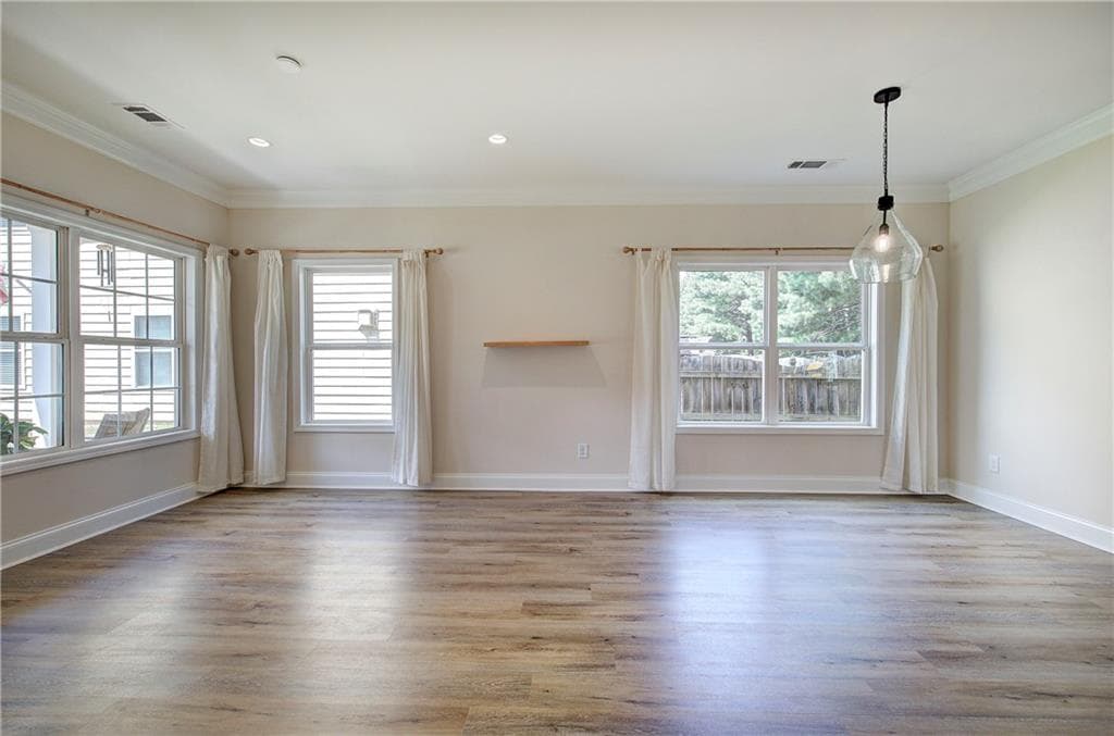 4 bedroom, 3 bathroom, 2,573 sq ft single family residence for sale at 385 Parkmont Way, Dallas, GA 30132 — photo 9