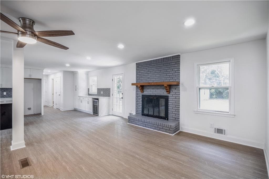 3 bedroom, 3 bathroom, 1,668 sq ft single family residence for sale at 1944 Lashley Court, Snellville, GA 30078 — photo 3