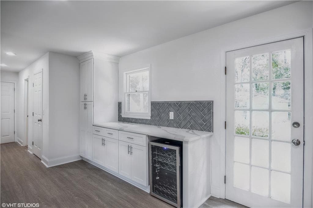 3 bedroom, 3 bathroom, 1,668 sq ft single family residence for sale at 1944 Lashley Court, Snellville, GA 30078 — photo 4