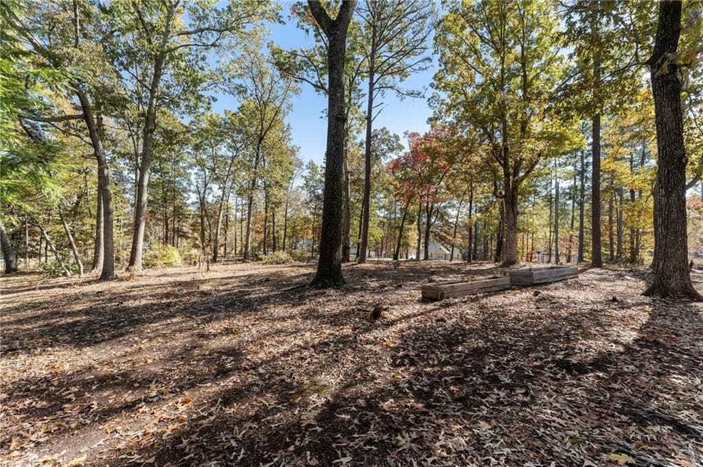 3 bedroom, 2 bathroom, 1,976 sq ft single family residence under contract at 6762 Mason Creek Road, Douglasville, GA 30135 — photo 2