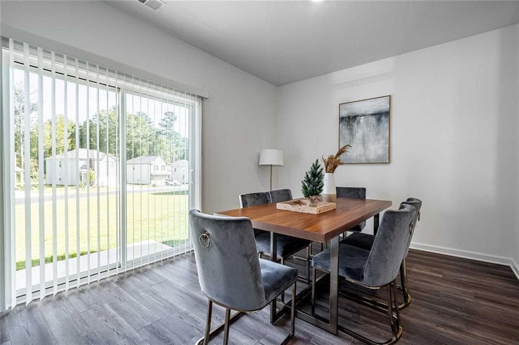 4 bedroom, 3 bathroom, 2,132 sq ft single family residence for rent at 8317 Hunters Grove Road, Union City, GA 30291 for $2,700 a month — photo 7