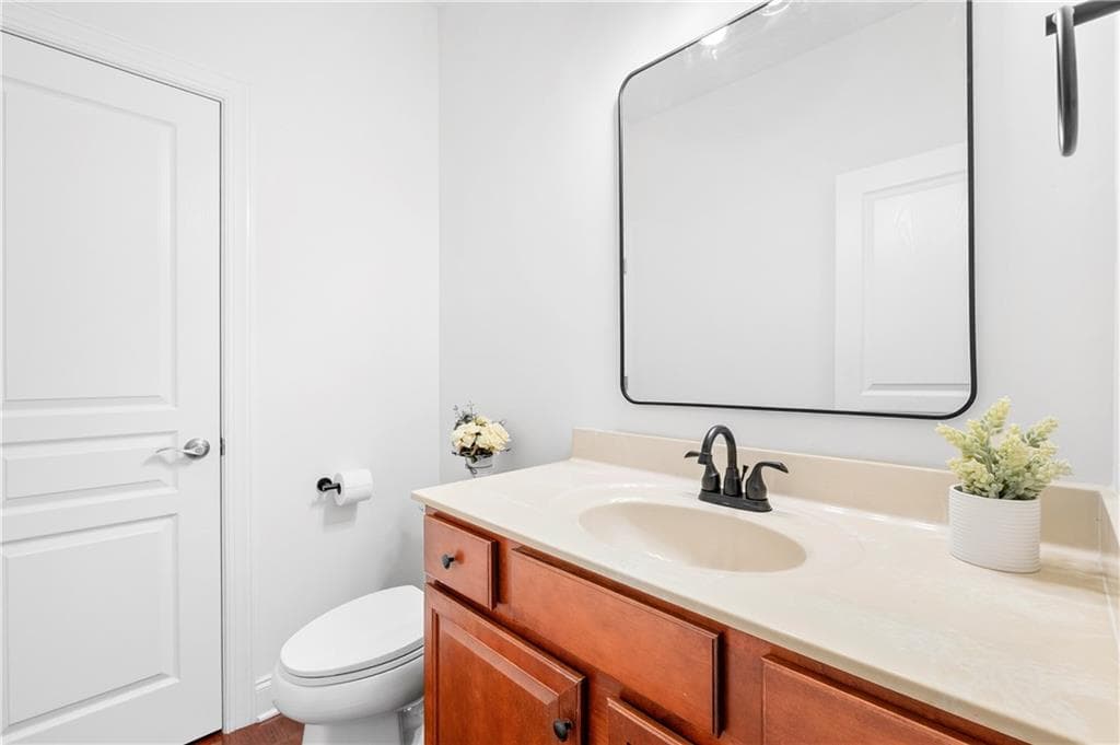 4 bedroom, 3 bathroom, 3,702 sq ft single family residence under contract at 5875 Princeton Run Trail, Tucker, GA 30084 — photo 7