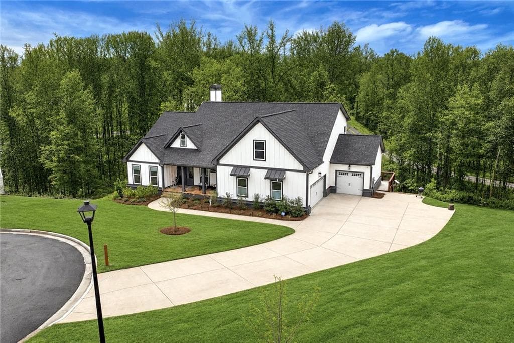 6 bedroom, 5 bathroom, 4,708 sq ft single family residence for sale at 6140 Crescent Moon Ridge, Cumming, GA 30041