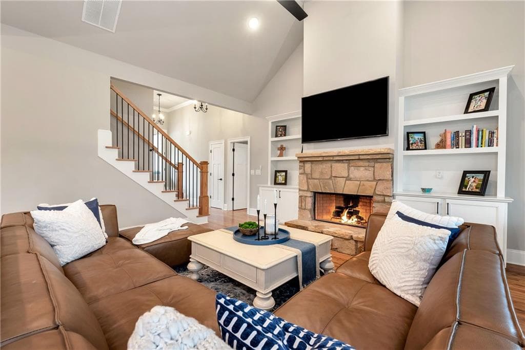 6 bedroom, 5 bathroom, 4,708 sq ft single family residence for sale at 6140 Crescent Moon Ridge, Cumming, GA 30041 — photo 6