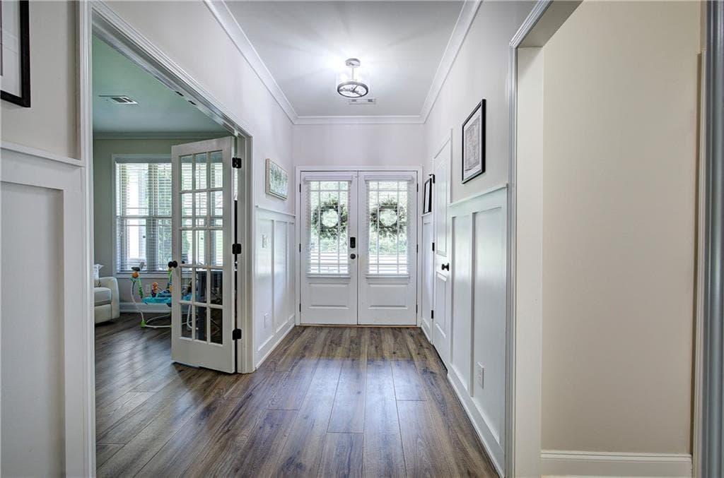 4 bedroom, 3 bathroom, 2,901 sq ft single family residence for sale at 44 Berryhill Place, Cartersville, GA 30121 — photo 4