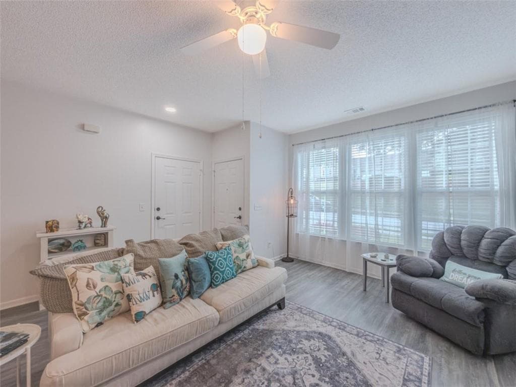 2 bedroom, 2 bathroom, 1,412 sq ft townhouse for sale at 406 Copeland Street, Grayson, GA 30017 — photo 6