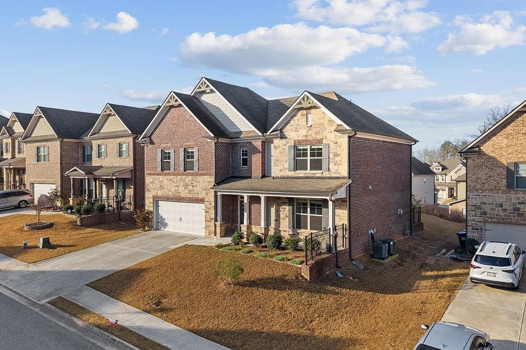 4 bedroom, 3 bathroom, 3,436 sq ft single family residence for rent at 3434 Ivy Farm Path, Buford, GA 30519 for $2,600 a month — photo 2