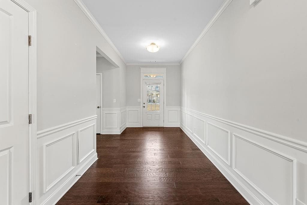 4 bedroom, 3 bathroom, 3,436 sq ft single family residence for rent at 3434 Ivy Farm Path, Buford, GA 30519 for $2,600 a month — photo 5