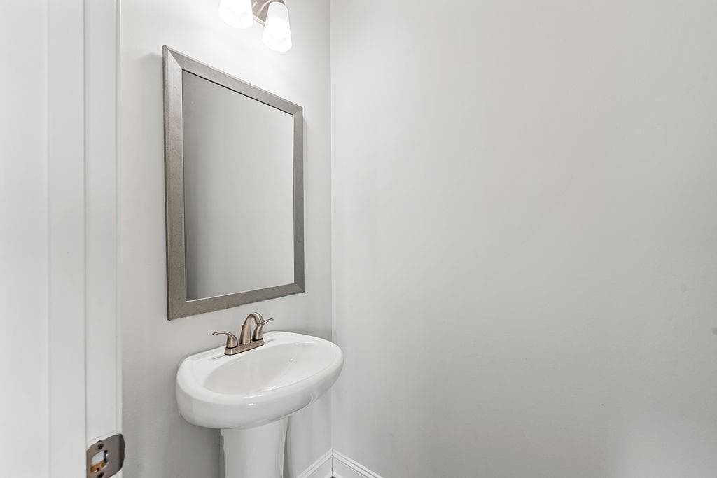 4 bedroom, 3 bathroom, 3,436 sq ft single family residence for rent at 3434 Ivy Farm Path, Buford, GA 30519 for $2,600 a month — photo 9