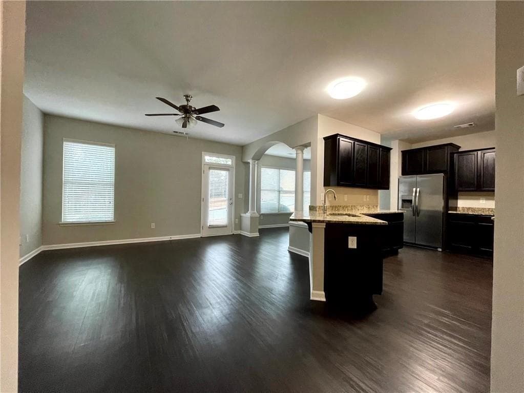 3 bedroom, 3 bathroom, 1,999 sq ft single family residence for rent at 6926 Golden Bud Lane, Flowery Branch, GA 30542 for $2,200 a month — photo 3