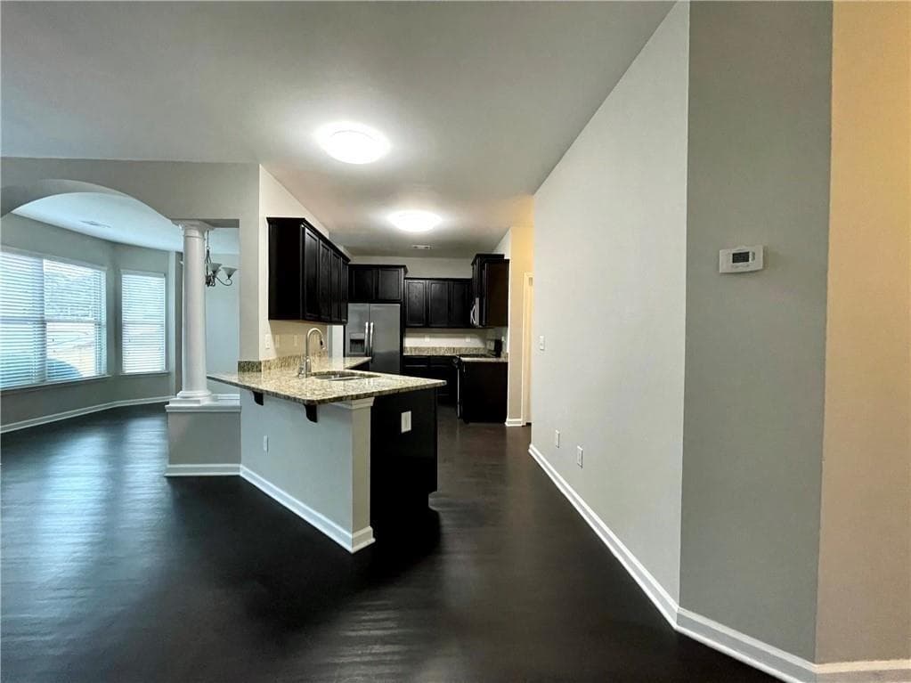 3 bedroom, 3 bathroom, 1,999 sq ft single family residence for rent at 6926 Golden Bud Lane, Flowery Branch, GA 30542 for $2,200 a month — photo 4