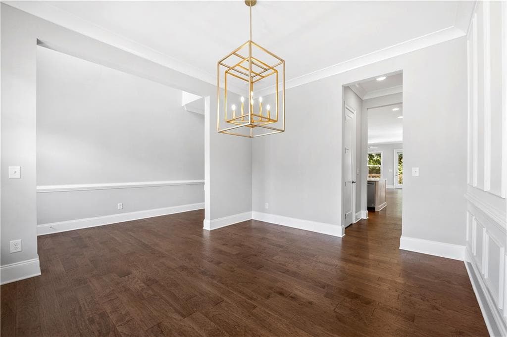 5 bedroom, 5 bathroom, 3,748 sq ft single family residence under contract at 5053 Dinant Drive, Alpharetta, GA 30022 — photo 7