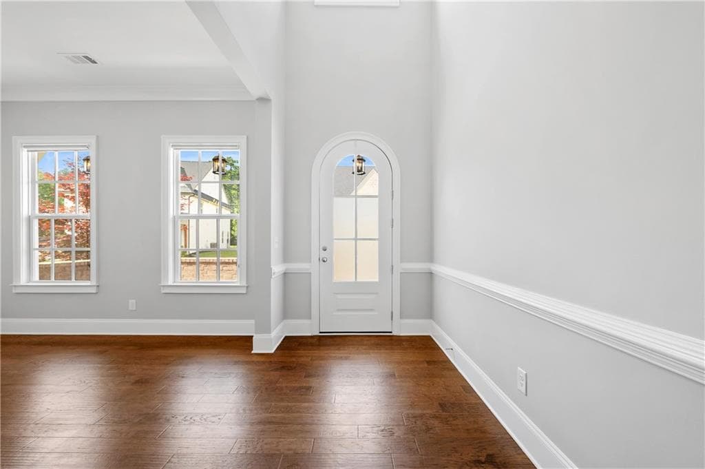 5 bedroom, 5 bathroom, 3,748 sq ft single family residence under contract at 5053 Dinant Drive, Alpharetta, GA 30022 — photo 8