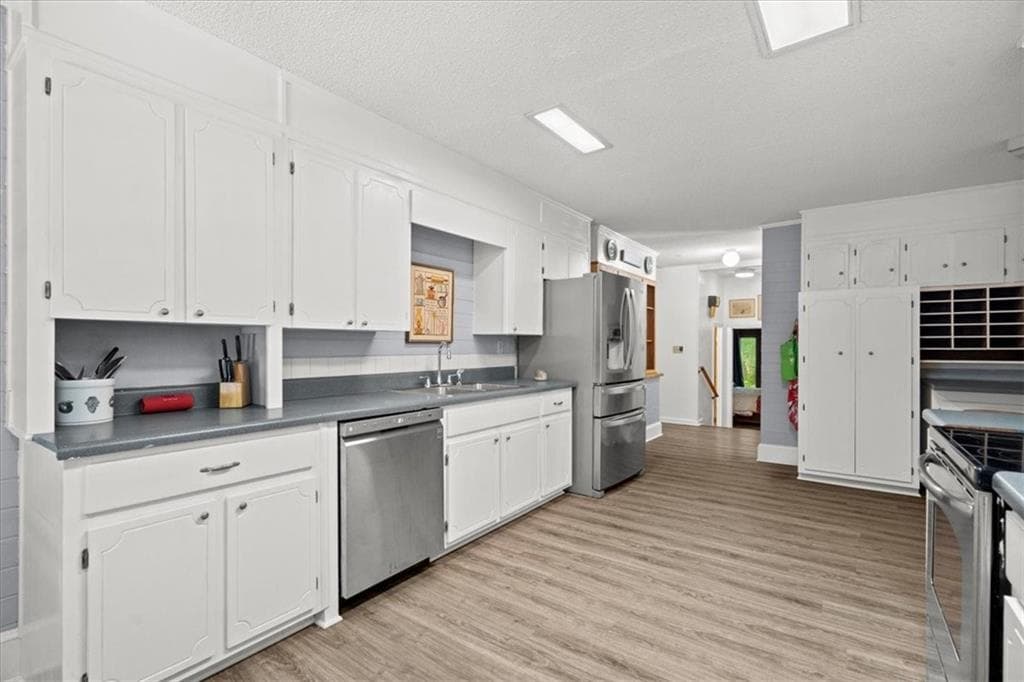3 bedroom, 3 bathroom, 2,591 sq ft single family residence for sale at 117 Meadow Lane, Calhoun, GA 30701 — photo 8