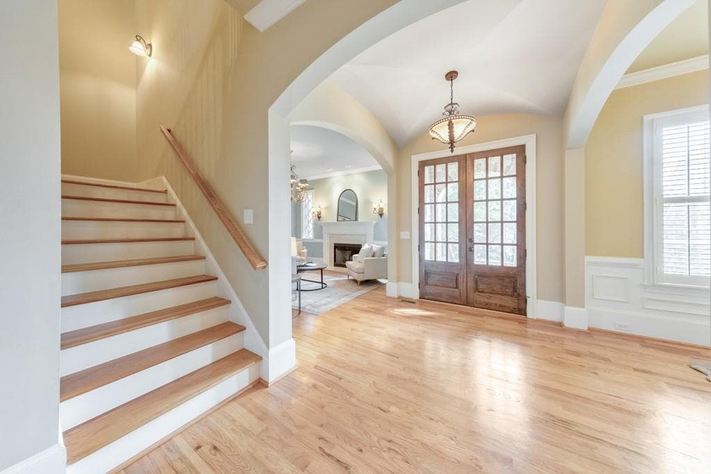 6 bedroom, 6 bathroom, 6,089 sq ft single family residence for sale at 2252 Parkwood Place Court, Smyrna, GA 30080 — photo 10