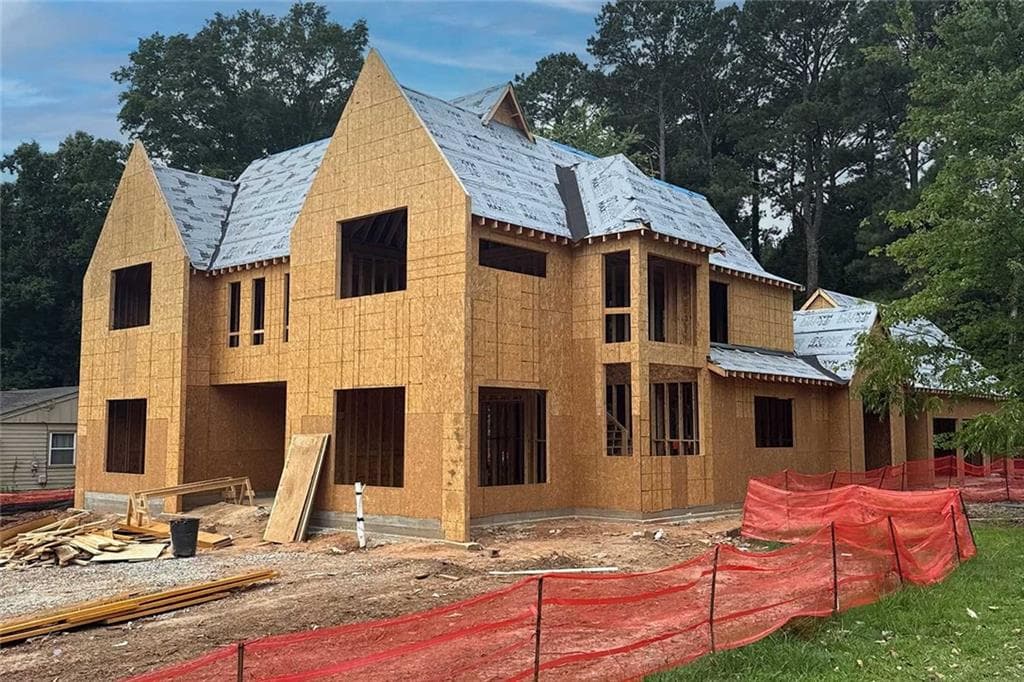 5 bedroom, 6 bathroom, 5,071 sq ft single family residence under contract at 387 Jon Scott Drive, Alpharetta, GA 30009 — photo 3