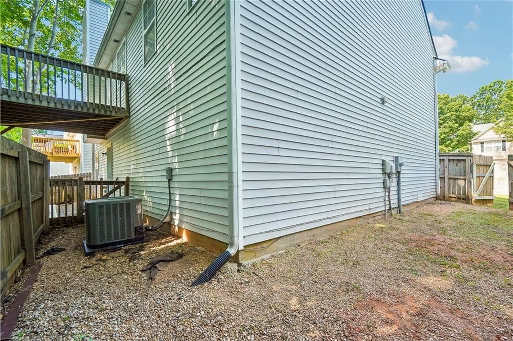 4 bedroom, 3 bathroom, 1,556 sq ft single family residence for sale at 6550 Snowbird Lane, Douglasville, GA 30134 — photo 8