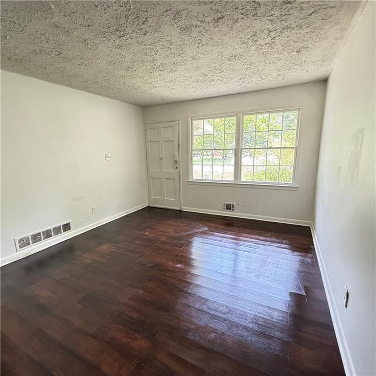 4 bedroom, 2 bathroom, 2,114 sq ft single family residence for sale at 868 King Road, Jonesboro, GA 30236 — photo 7