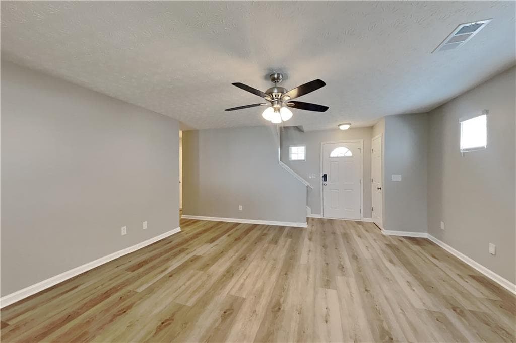 3 bedroom, 3 bathroom, 1,650 sq ft single family residence for rent at 76 Arrowhead Drive, Dallas, GA 30132 for $1,855 a month — photo 3