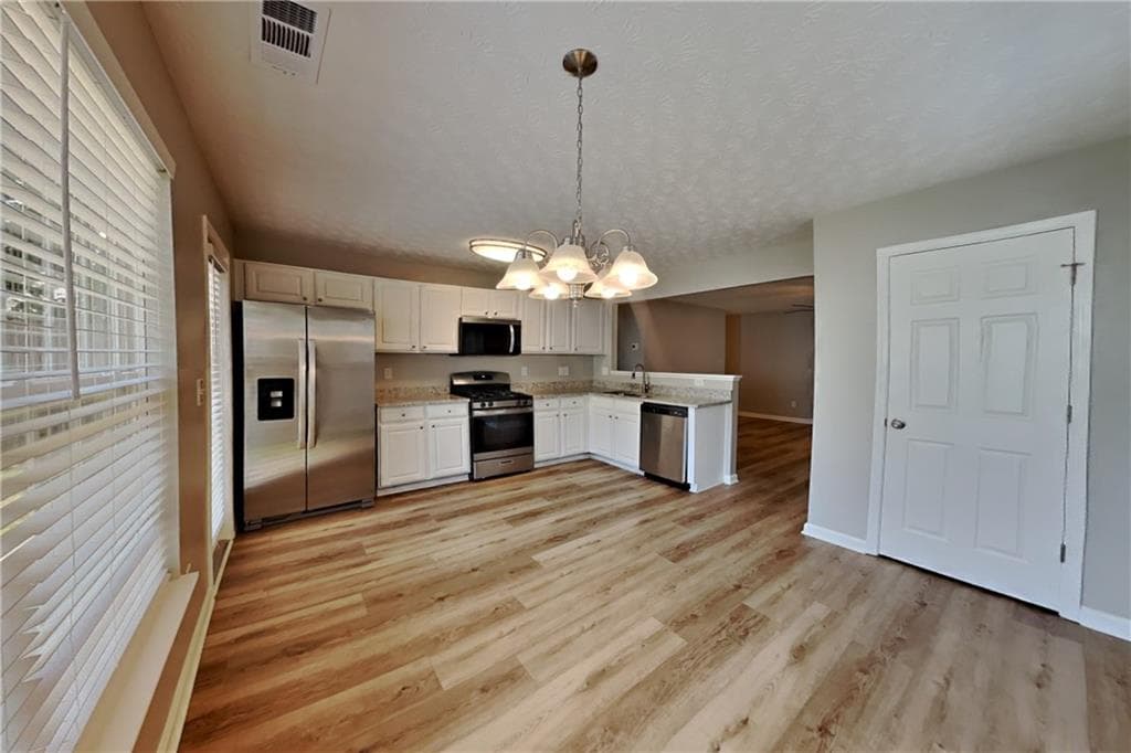 3 bedroom, 3 bathroom, 1,650 sq ft single family residence for rent at 76 Arrowhead Drive, Dallas, GA 30132 for $1,855 a month — photo 5