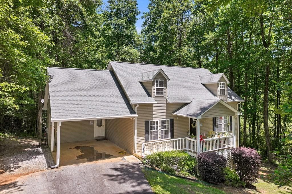 3 bedroom, 3 bathroom, 2,208 sq ft single family residence for sale at 188 Seaborn Drive, Cleveland, GA 30528 — photo 9