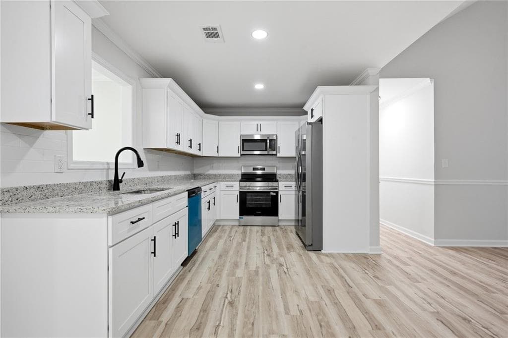 3 bedroom, 2 bathroom, 1,600 sq ft single family residence for sale at 1994 Atha Woods Drive, Monroe, GA 30655 — photo 8