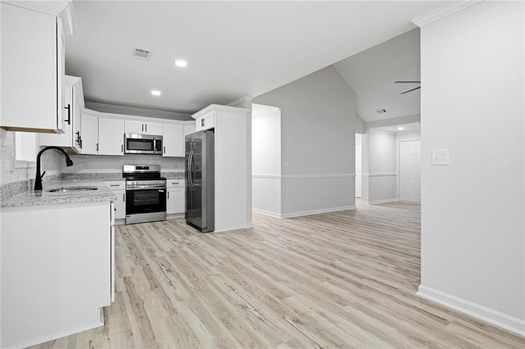 3 bedroom, 2 bathroom, 1,600 sq ft single family residence for sale at 1994 Atha Woods Drive, Monroe, GA 30655 — photo 9