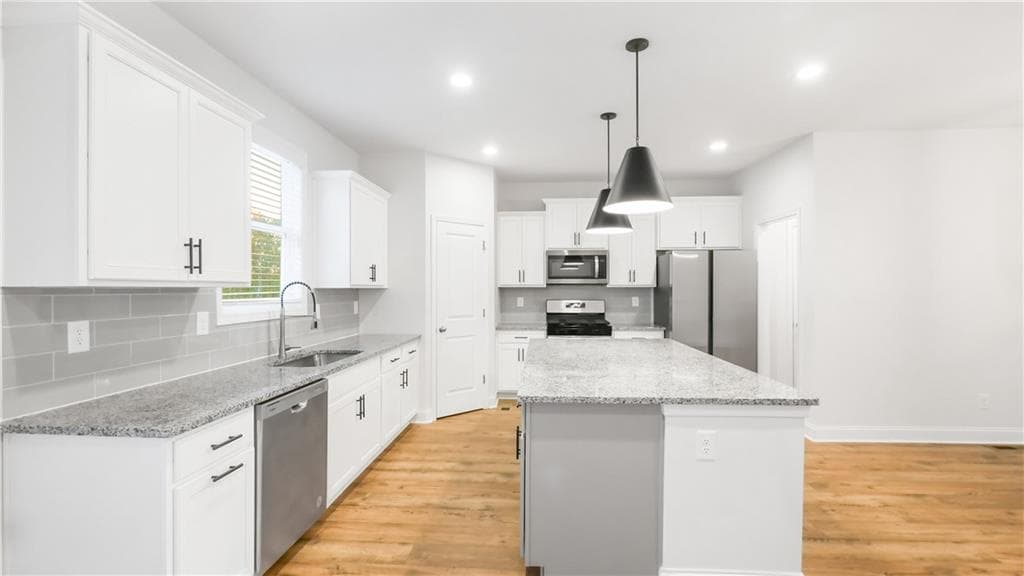 4 bedroom, 4 bathroom, 2,254 sq ft townhouse for rent at 1274 Ainsworth Alley, Sugar Hill, GA 30518 for $2,800 a month — photo 8