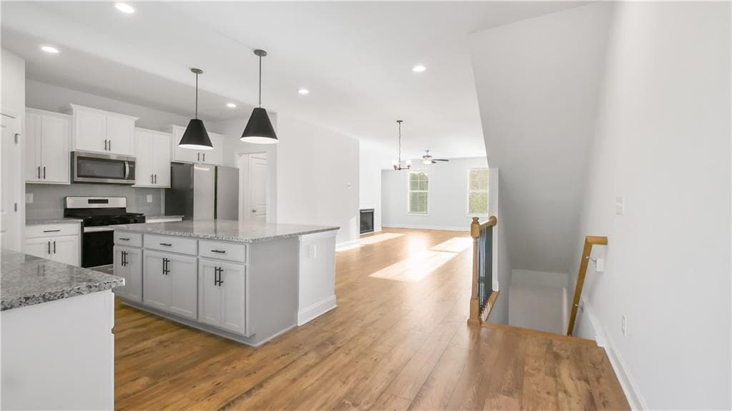 4 bedroom, 4 bathroom, 2,254 sq ft townhouse for rent at 1274 Ainsworth Alley, Sugar Hill, GA 30518 for $2,800 a month — photo 9