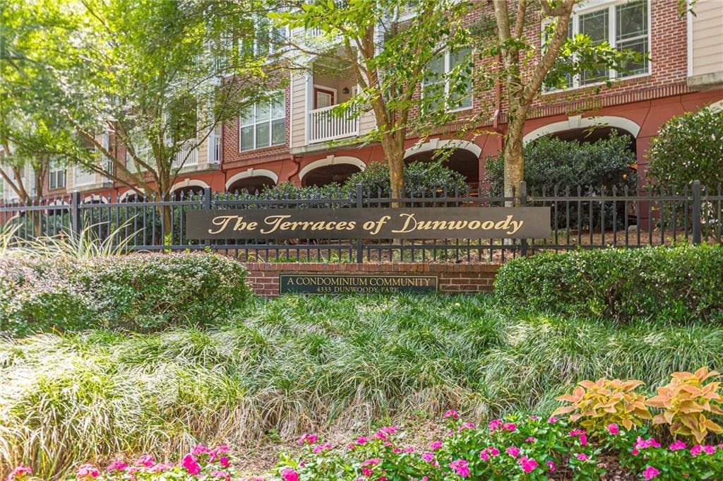 4333 Dunwoody Park 3201