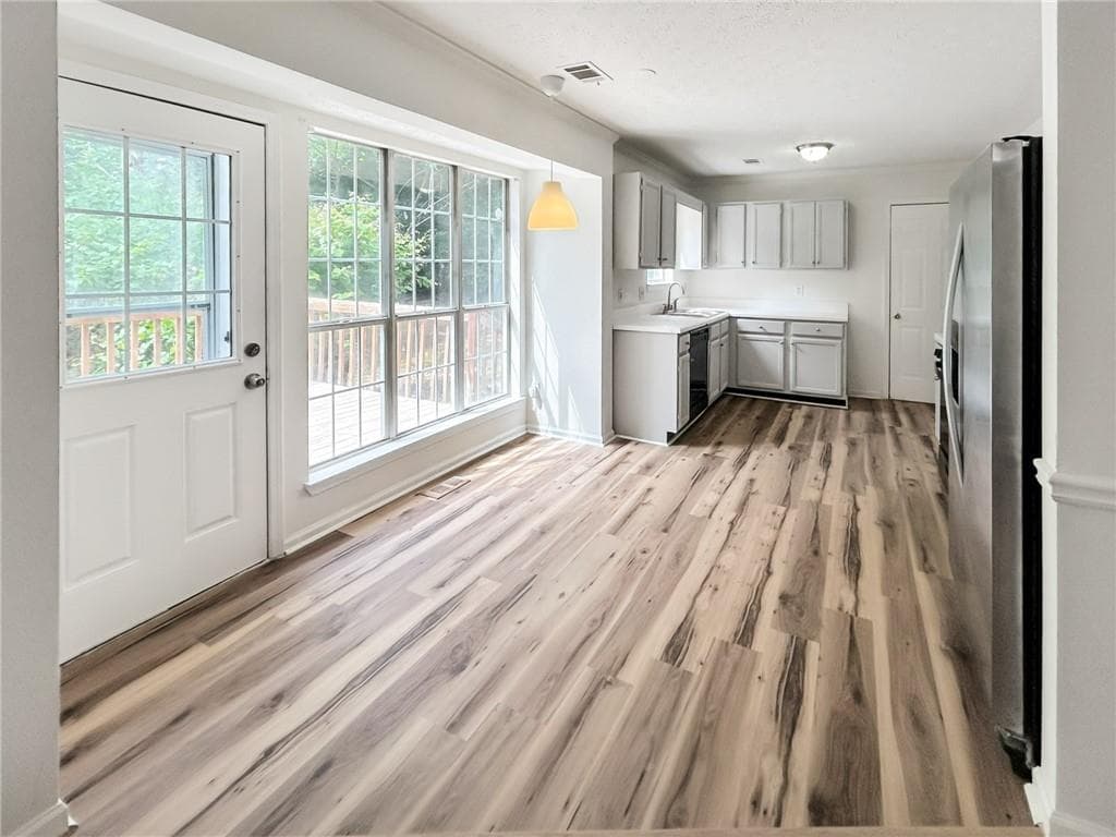 4 bedroom, 4 bathroom, 2,024 sq ft single family residence for rent at 2945 Georgian Manor Drive, Alpharetta, GA 30022 for $2,799 a month — photo 8