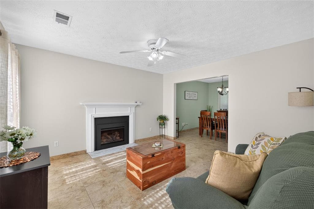 3 bedroom, 3 bathroom, 1,714 sq ft single family residence for sale at 1325 Township Drive, Lawrenceville, GA 30043 — photo 7