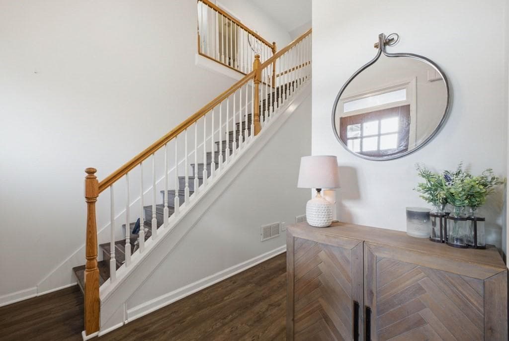 4 bedroom, 3 bathroom, 2,069 sq ft single family residence for sale at 105 Arbor Hills Circle, Talking Rock, GA 30175 — photo 4