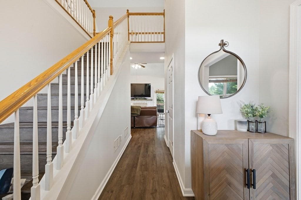 4 bedroom, 3 bathroom, 2,069 sq ft single family residence for sale at 105 Arbor Hills Circle, Talking Rock, GA 30175 — photo 5