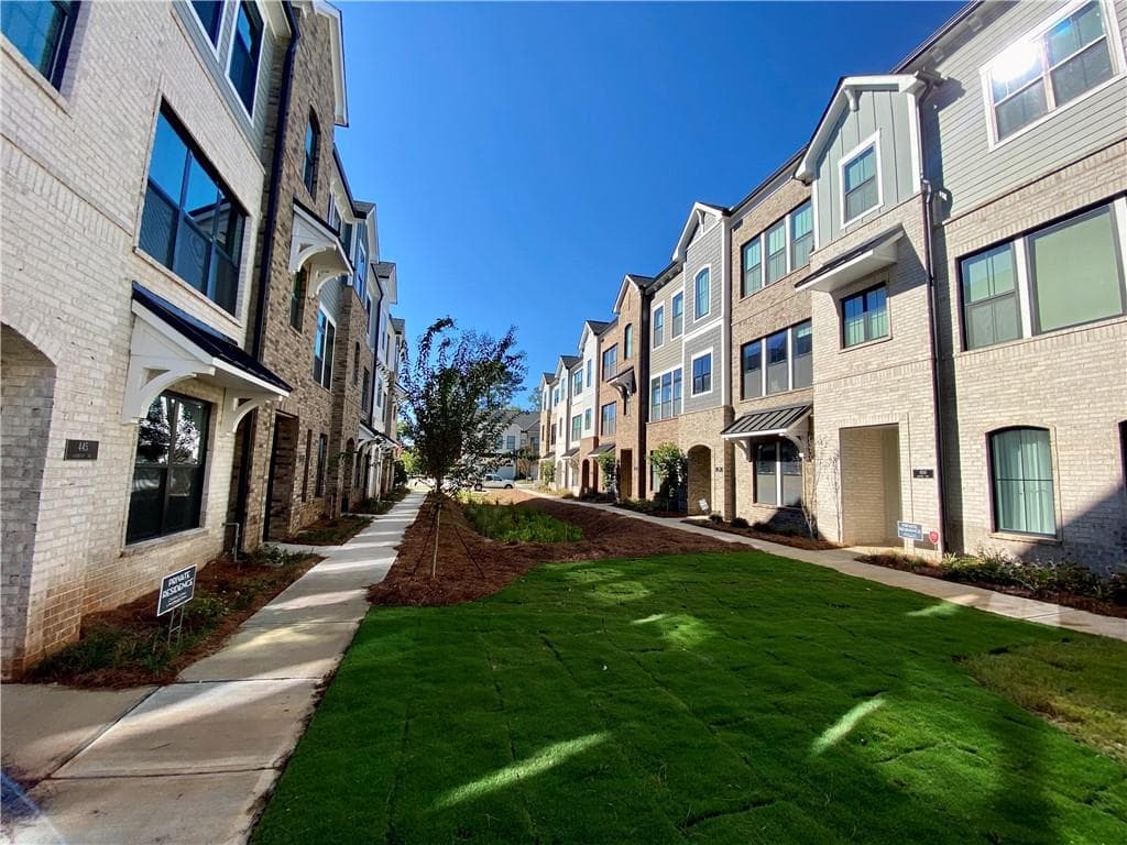 4 bedroom, 4 bathroom townhouse for rent at 435 Ashbury Drive, Alpharetta, GA 30076 for $3,800 a month — photo 2