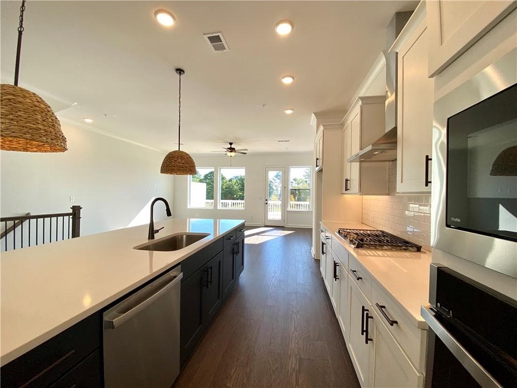4 bedroom, 4 bathroom townhouse for rent at 435 Ashbury Drive, Alpharetta, GA 30076 for $3,800 a month — photo 4
