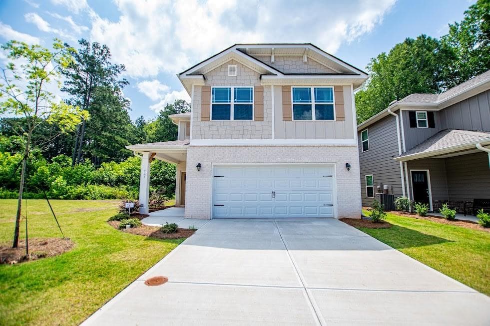 3 bedroom, 3 bathroom, 1,657 sq ft single family residence for sale at 205 Vineyard Walk, Carrollton, GA 30117 — photo 2