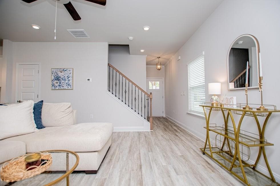 3 bedroom, 3 bathroom, 1,657 sq ft single family residence for sale at 205 Vineyard Walk, Carrollton, GA 30117 — photo 7