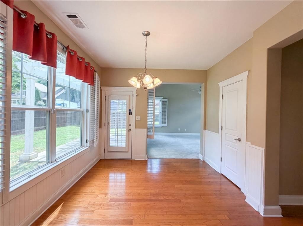 4 bedroom, 3 bathroom, 2,176 sq ft single family residence under contract at 2983 Boulder Walk Court, Atlanta, GA 30316 — photo 10