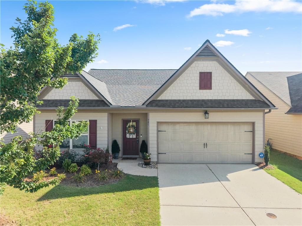 3 bedroom, 2 bathroom, 1,614 sq ft single family residence for sale at 740 Independence Avenue, Pendergrass, GA 30567
